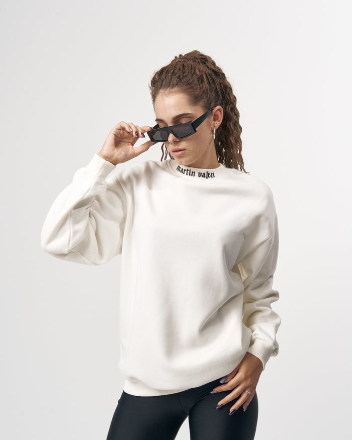 Martin Valen Women's Oversized Round-Neck White Sweatshirt (8)