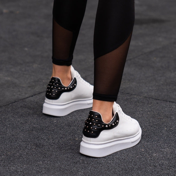 Women's Hype Sole Thorn Sneakers In White (8)