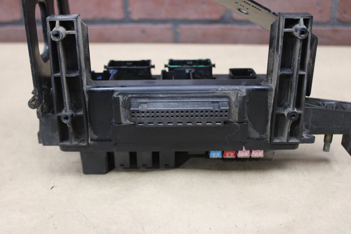 2006 Chrysler 300 Dodge Magnum Totally Integrated Power Module Fuse Box TIPM