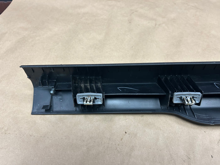 2011-2023 DODGE CHARGER FRONT RH RIGHT SIDE DOOR SILL SCUFF PLATE COVER TRIM OEM