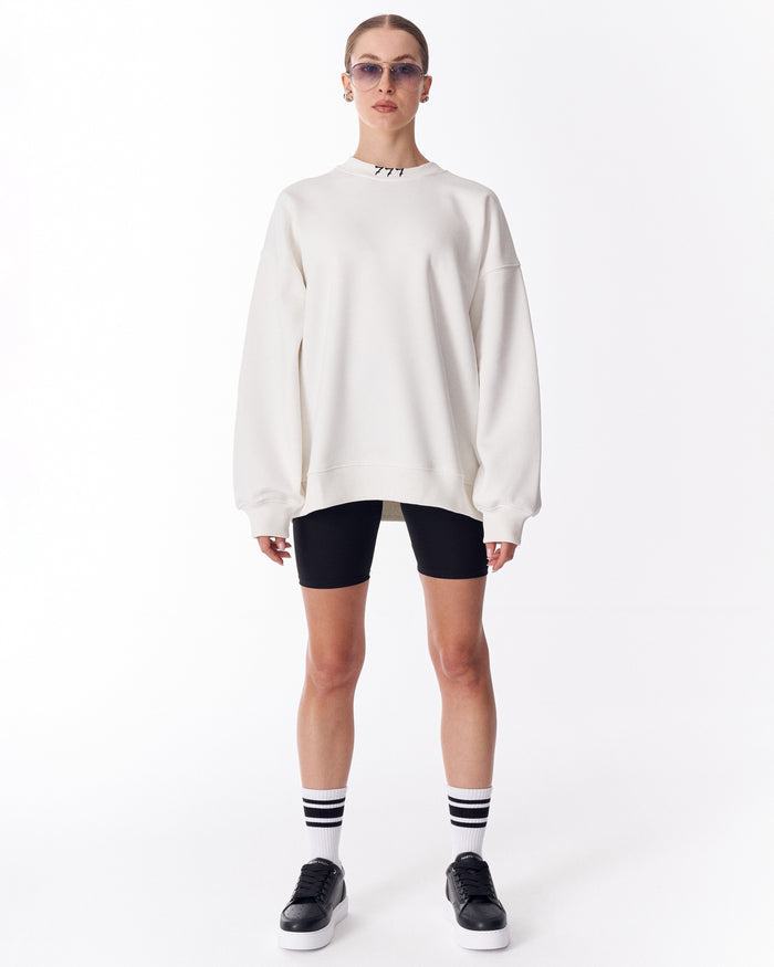 '777' Women's Oversized Designer Sweatshirt in White (3)