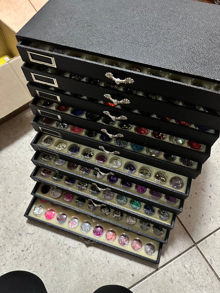 A very unique nail art display set from Korea - DEMO