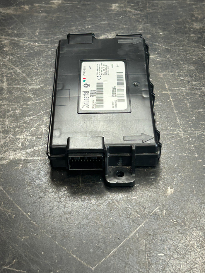 2015 CHARGER CHALLENGER 300 KEYLESS ENTRY RFHUB RECIEVER MODULE 68234229AC
