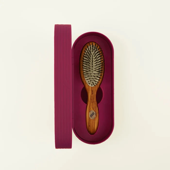 Altesse Studio Gentle Detangling Hairbrush