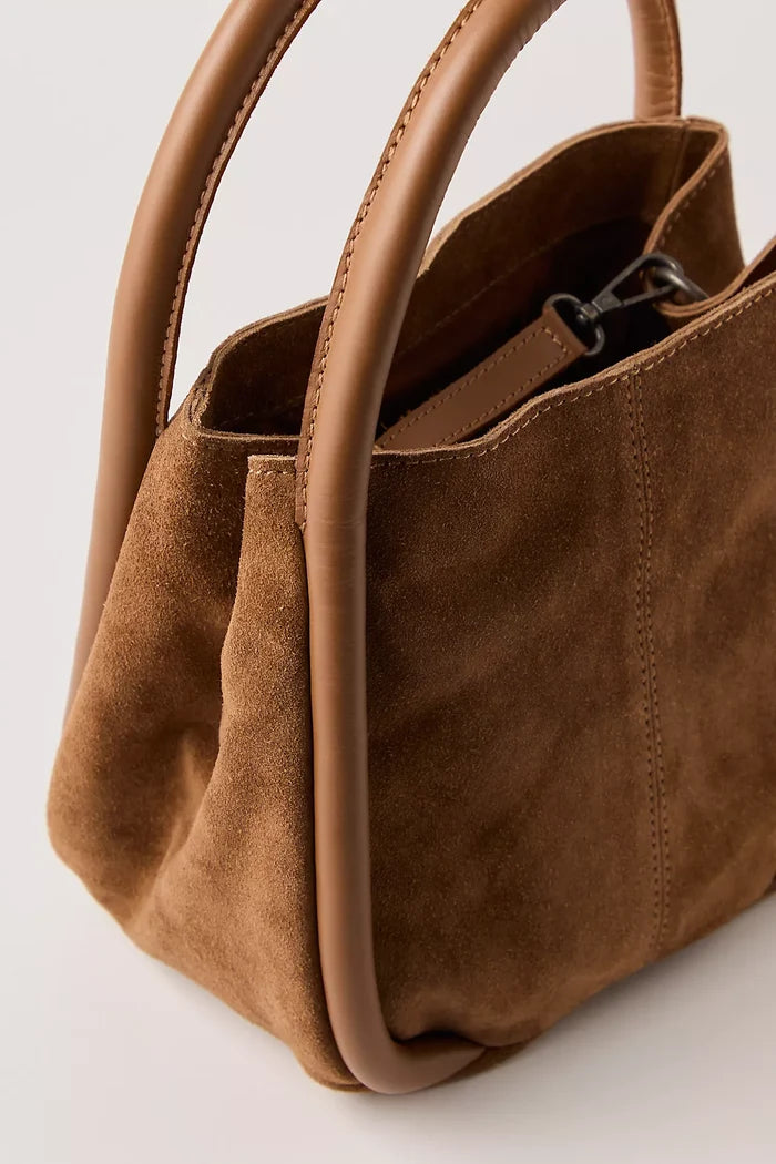 Barlow Bucket Bag - Cognac