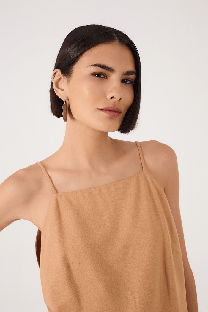 Beige Square Neck Adjustable Straps Linen Blouse_5