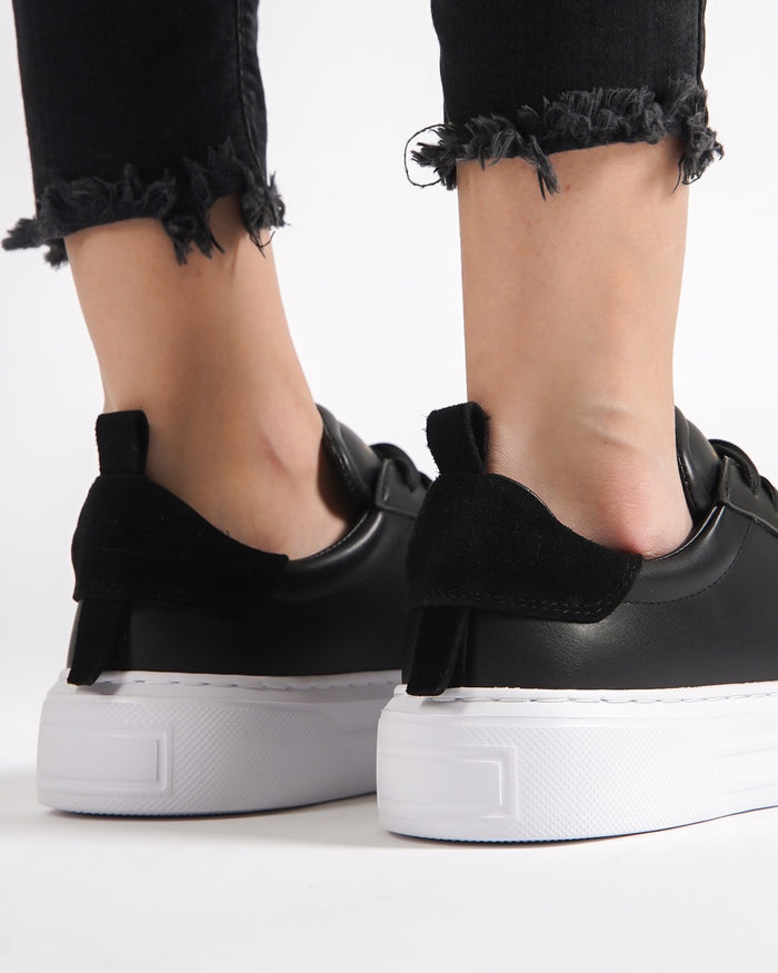 Bobe Women's Designer Black Shoes with Suede Belt (2)