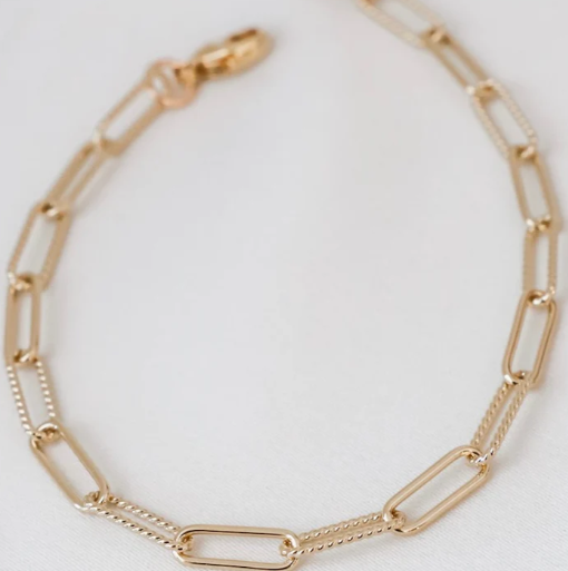 DISCONTINUED B1103G Gold Bracelet-Cecelia Chain