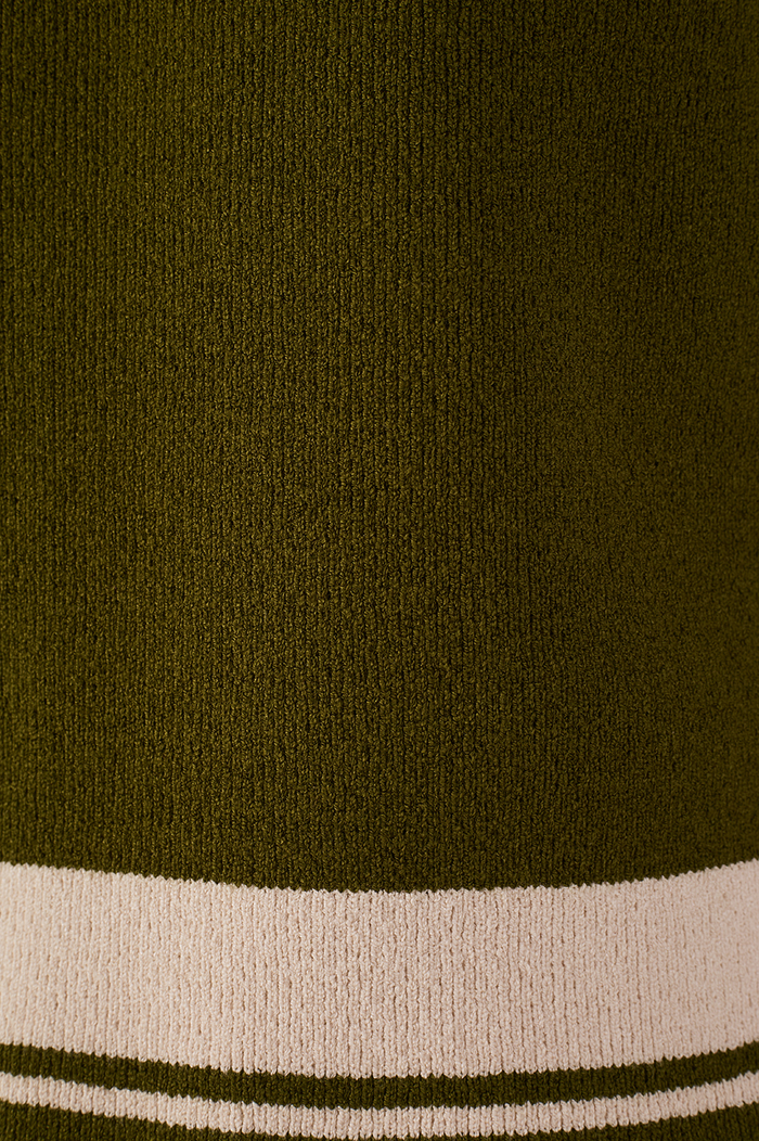 Green Embroiedred Knit Blouse_6