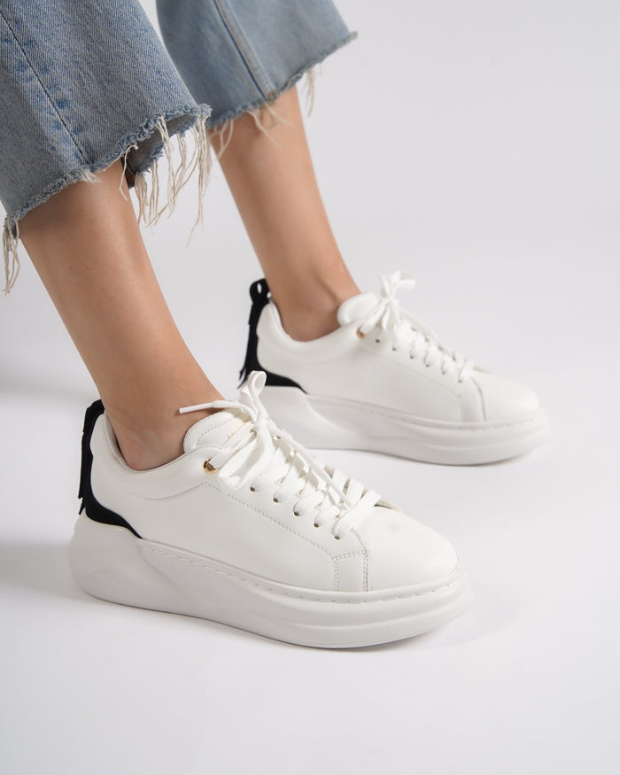 Highrise Women's Black Suede Belted White Shoes (7)