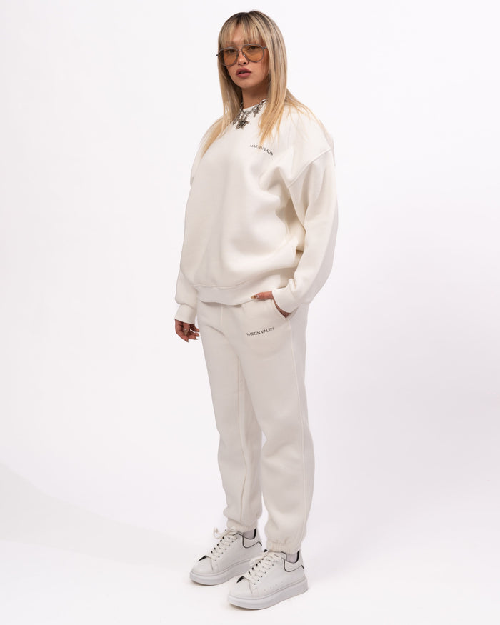 Martin Valen Exclusive Oversized White Sweatshirt Jogger Set (4)