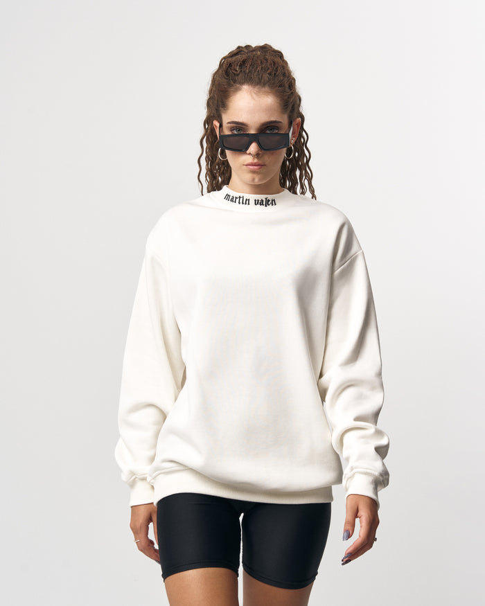 Martin Valen Women's Oversized Round-Neck White Sweatshirt (7)