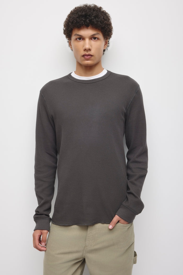 Men's Atlas Waffle Longsleeve in Almost Black