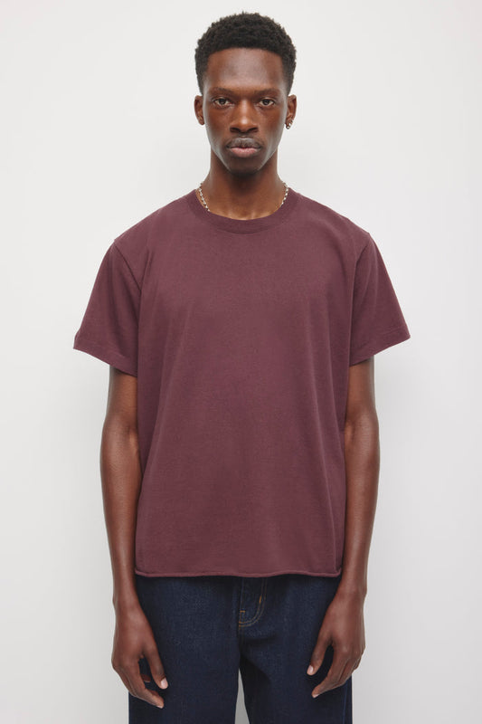 Model is 6'2 and is wearing size M.