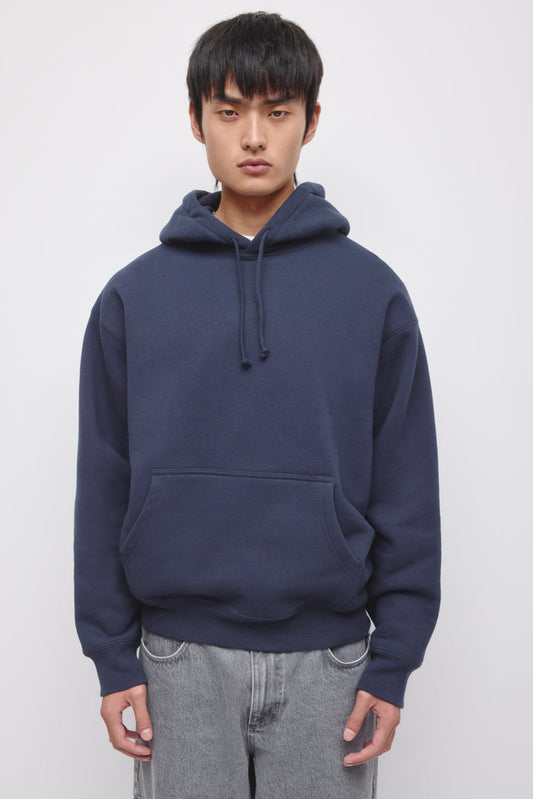 Model is 6'2 and is wearing size M.