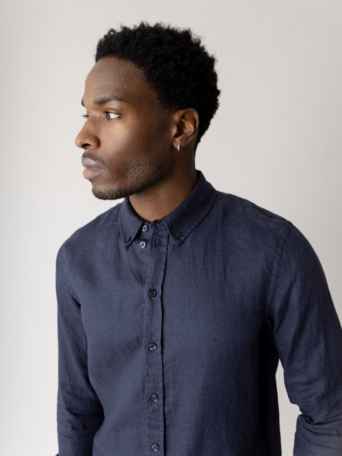 Modelshot / Navy / Detail