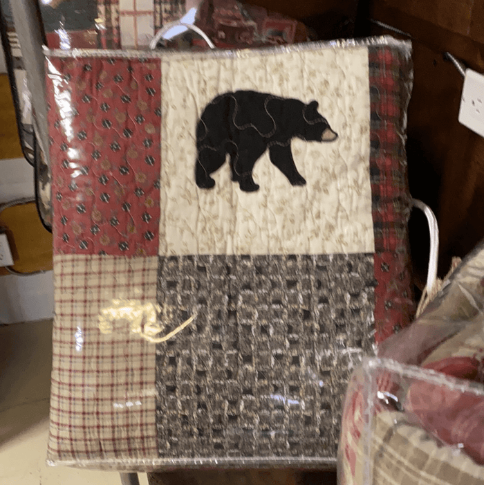 New New Horison Canada Bear Twin Quilt Set
