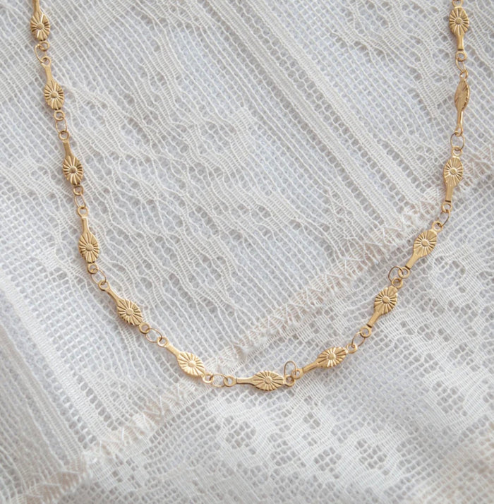 Raquette Necklace