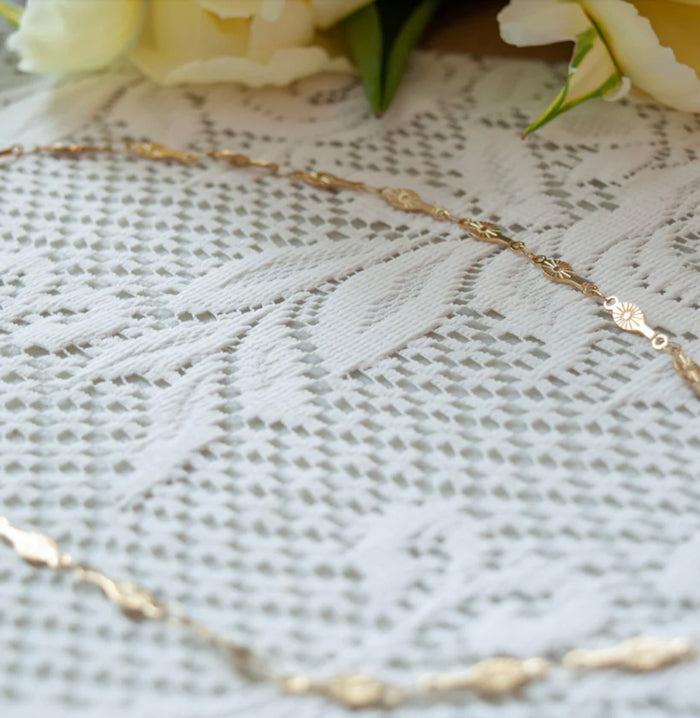 Raquette Necklace