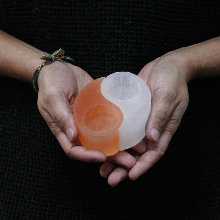 Earthstore® Selenite Orange & White crafted YIN YANG Candle Tea Light Holder