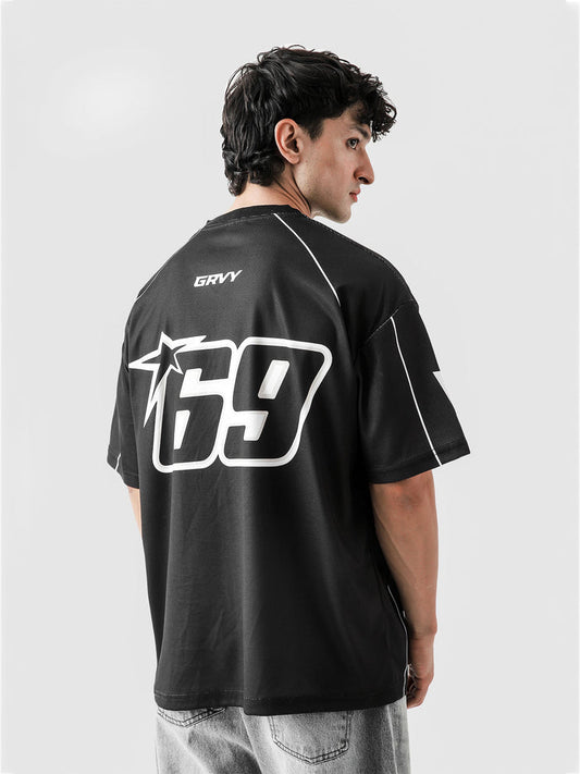 69 Baller Jersey female model front view black oversized streetwear Pakistan – GROOVY