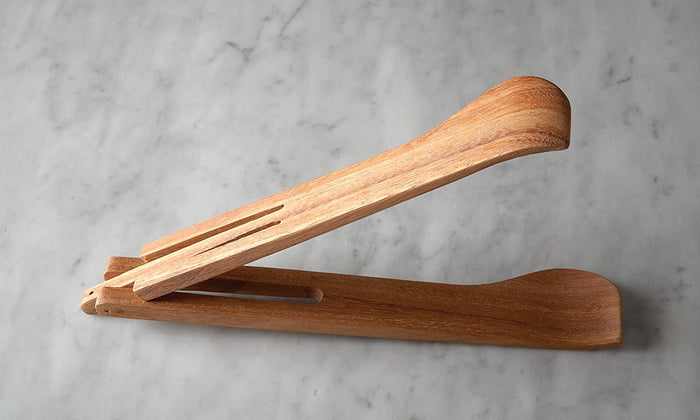 White Whale Wooden Spring Salad Tongs