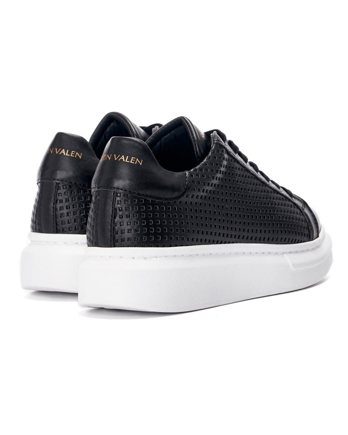 Woman Mega Side-Mesh Sneakers in Black-White (3)
