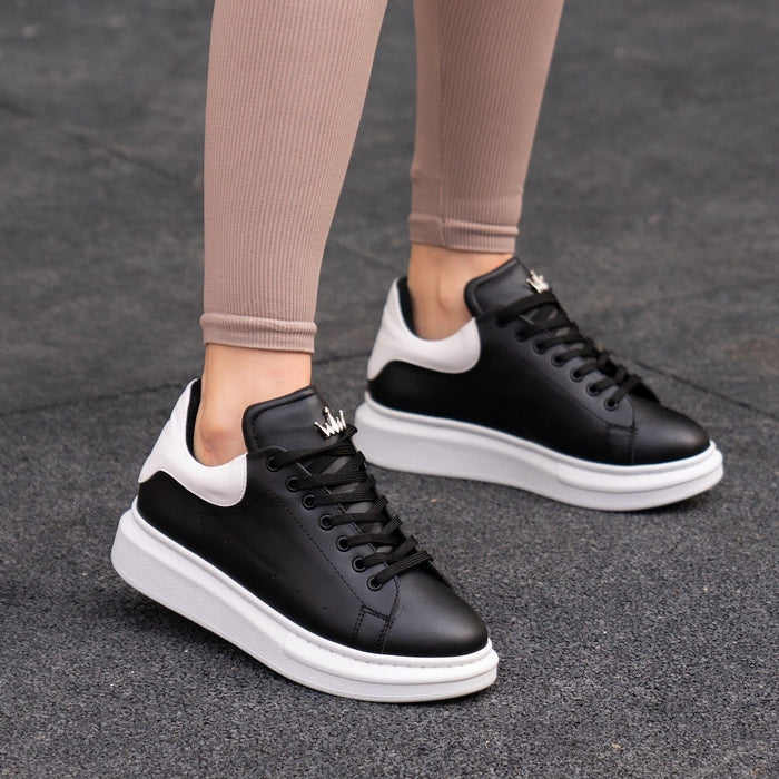 Women’s Chunky Sneakers with Crown in Black and White (5)