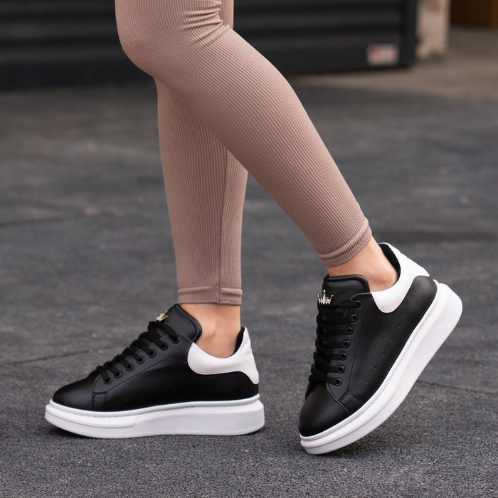 Women’s Chunky Sneakers with Crown in Black and White (7)