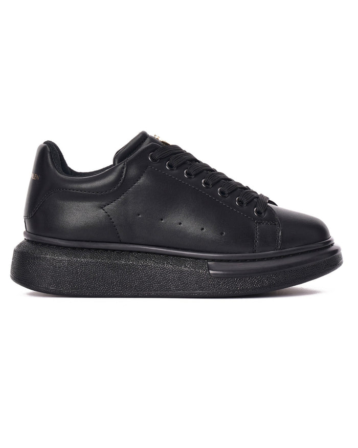 Women’s Crowned Chunky Sneakers Shoes Full Black