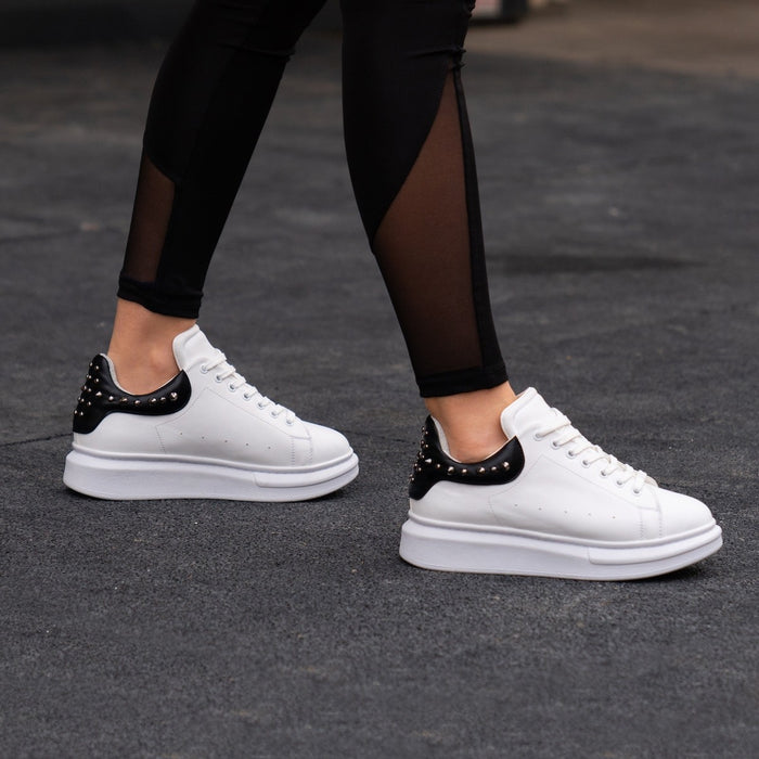 Women's Hype Sole Thorn Sneakers In White (7)