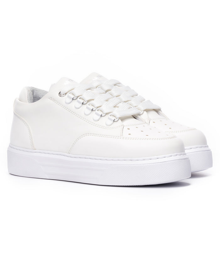 Women's Low Top Sneakers Shoes White (2)
