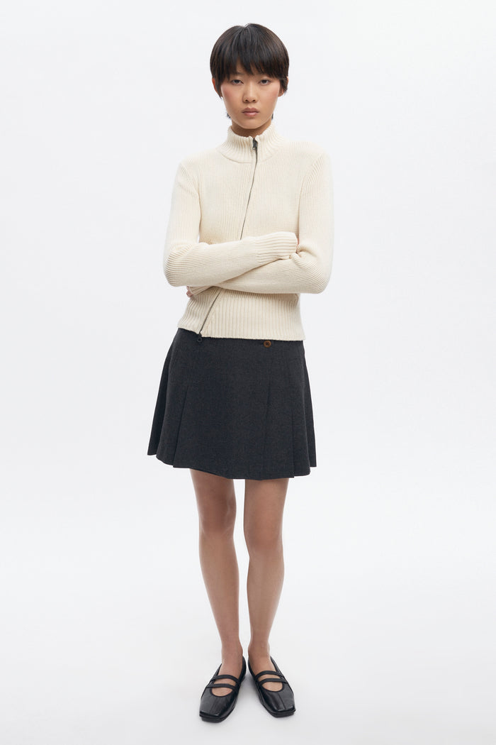 Women's Muna Pleated Mini Skirt in Charcoal