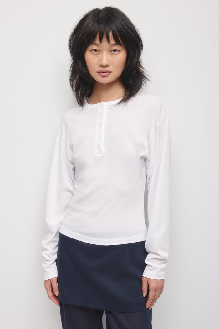 Women's Shaped Henley Longsleeve in White