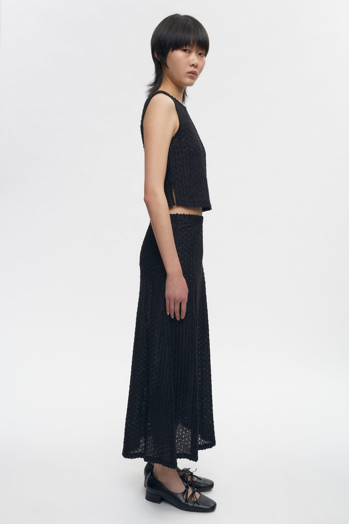 Women's Yasmina Boatneck Tank in Black